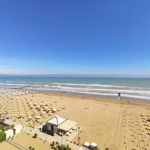 La Torre - Frontemare - Immobil Relax Casa vacanze Lido di Jesolo